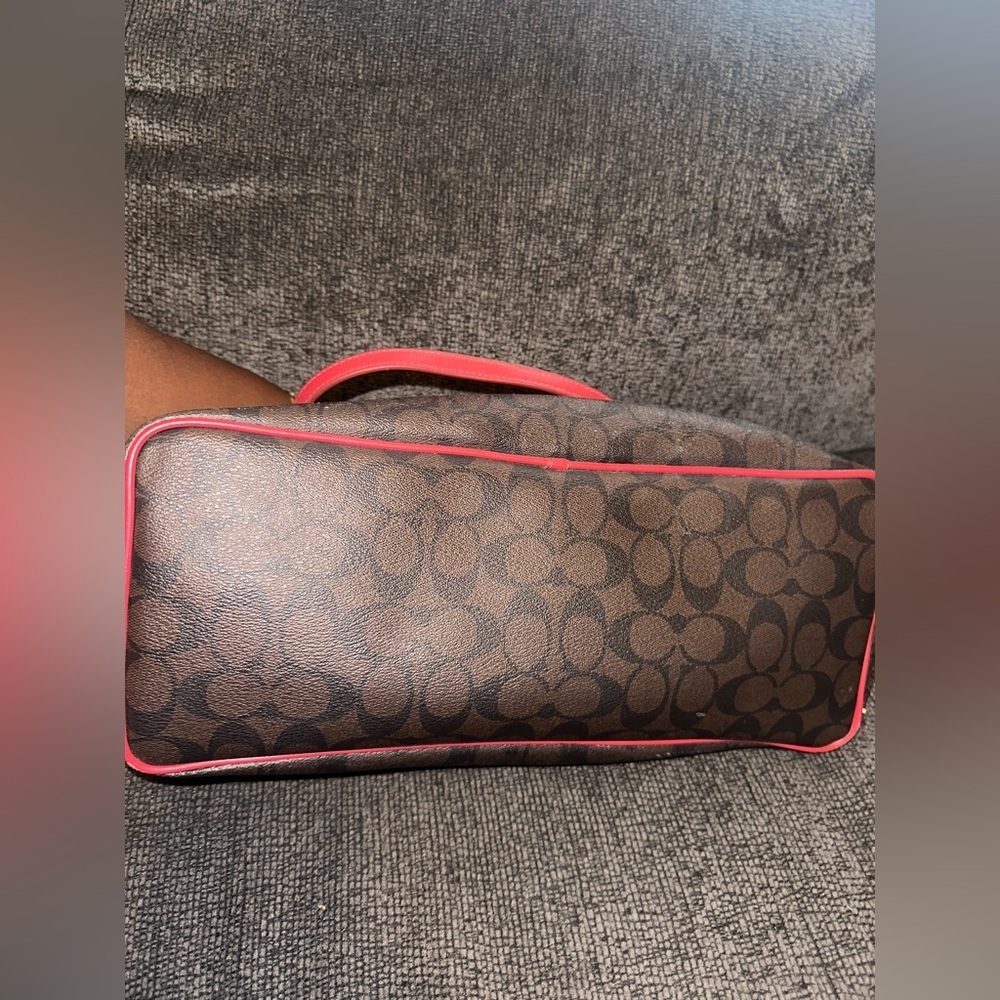 Used coach tote red and brown - Picture 8 of 10